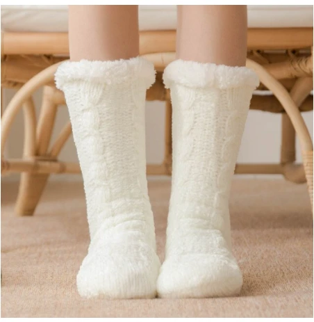 Chaussette Pilou Pilou BLANCHE(Chaussette Pilou Pilou Blanche) 1 Chaussette Pilou Pilou BLANCHE(Chaussette Pilou Pilou Blanche)