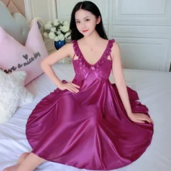 Robe Nuisette Longue Satin Avec Dentelles Et Noeud(Robe Nuisette Longue Satin) 11 Robe Nuisette Longue Satin Avec Dentelles Et Noeud(Robe Nuisette Longue Satin) -Boutique De Pyjamas H7b738587fc5c4a638caf7b0df1c0982aF