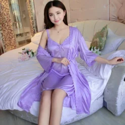 Nuisette 2 Pièces Satin Avec Kimono Assorti(Nuisette 2 Pieces Satin) 18 Nuisette 2 Pièces Satin Avec Kimono Assorti(Nuisette 2 Pieces Satin) -Boutique De Pyjamas H908391737d744adf8a7de7b0d6f19cb8A