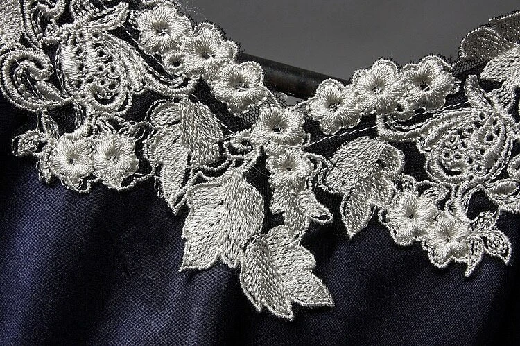 Pyjama 2 Pièces Femme Satin Avec Fleurs En Dentelles(Pyjama 2 Pieces Femme Satin) 8 Pyjama 2 Pièces Femme Satin Avec Fleurs En Dentelles(Pyjama 2 Pieces Femme Satin) – Image 8