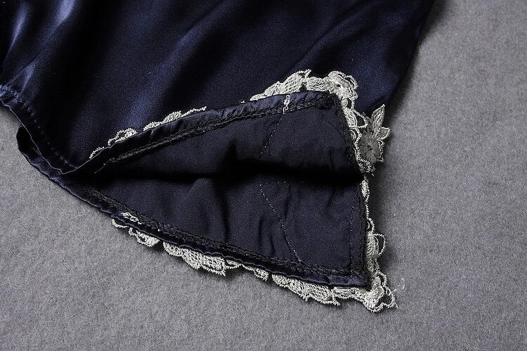 Pyjama 2 Pièces Femme Satin Avec Fleurs En Dentelles(Pyjama 2 Pieces Femme Satin) 16 Pyjama 2 Pièces Femme Satin Avec Fleurs En Dentelles(Pyjama 2 Pieces Femme Satin) – Image 16