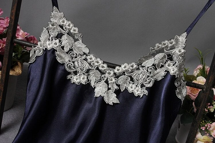 Pyjama 2 Pièces Femme Satin Avec Fleurs En Dentelles(Pyjama 2 Pieces Femme Satin) 10 Pyjama 2 Pièces Femme Satin Avec Fleurs En Dentelles(Pyjama 2 Pieces Femme Satin) – Image 10