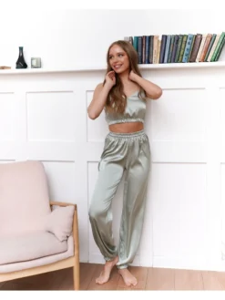 Pyjama Ensemble Satin Femme Crop Et Pantalon(Pyjama Ensemble Satin Femme) 24 Pyjama Ensemble Satin Femme Crop Et Pantalon(Pyjama Ensemble Satin Femme) -Boutique De Pyjamas Hbb7c0a47b8934381abfd77328ac72c104