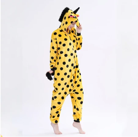 Pyjama Licorne Femme JAUNE & NOIR(Pyjama Licorne Femme Jaune Noir) 3 Pyjama Licorne Femme JAUNE & NOIR(Pyjama Licorne Femme Jaune Noir) – Image 3