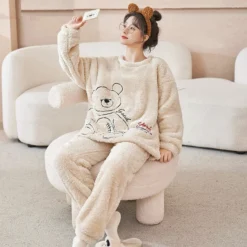 Pyjama Peluche Pour Couple à Manches Longues Avec Motif Ourson(Pyjama Peluche Pour Couple A Manches Longues Avec Motif Ourson) 5 Pyjama Peluche Pour Couple à Manches Longues Avec Motif Ourson(Pyjama Peluche Pour Couple A Manches Longues Avec Motif Ourson) -Boutique De Pyjamas S0119d1942df44ebfa02277f771d99c22Y 9bc5789a f926 43e6 964c d5a7fbfccf62