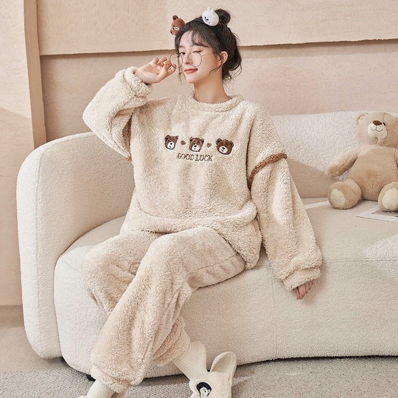 Pyjama Pilou Couple Manches Longues Avec Motif Ours(Pyjama Pilou Couple) 3 Pyjama Pilou Couple Manches Longues Avec Motif Ours(Pyjama Pilou Couple) – Image 3