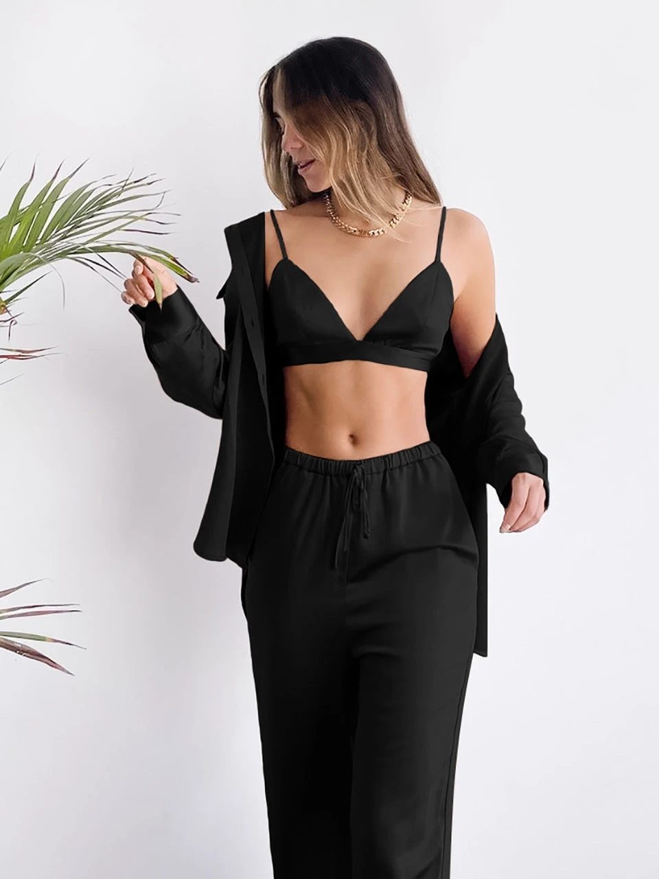 Pyjama Satin Femme Luxe Ensemble 3 Pièces(Pyjama Satin Femme Luxe) 7 Pyjama Satin Femme Luxe Ensemble 3 Pièces(Pyjama Satin Femme Luxe) – Image 7