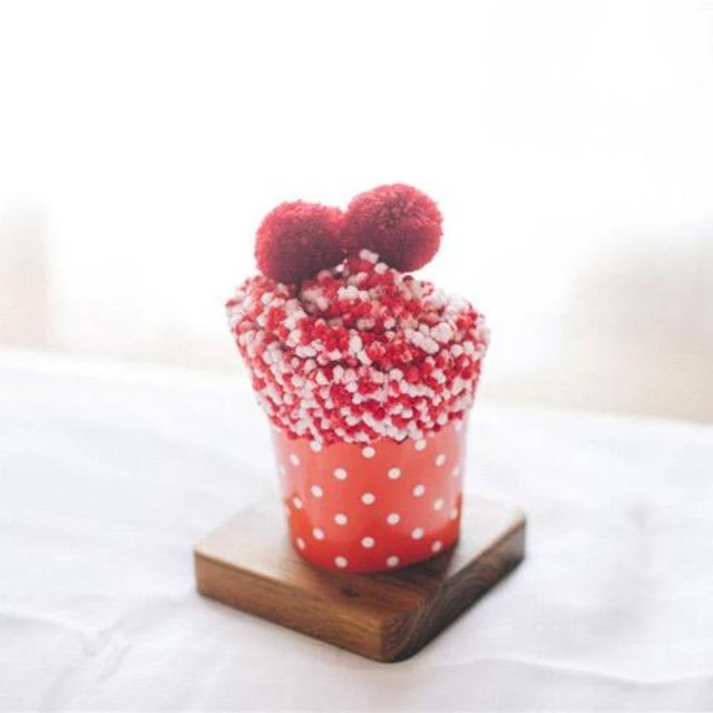 Chaussette Pilou Pilou FEMME ROUGE(Chaussette Pilou Pilou Femme Rouge) 2 Chaussette Pilou Pilou FEMME ROUGE(Chaussette Pilou Pilou Femme Rouge) – Image 2