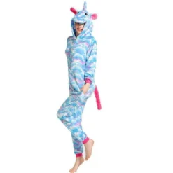 Pyjama Licorne Femme MULTICOLORE(Pyjama Licorne Femme Multicolore 9) 6 Pyjama Licorne Femme MULTICOLORE(Pyjama Licorne Femme Multicolore 9) -Boutique De Pyjamas combinaison licorne femme skyla 640x640 1